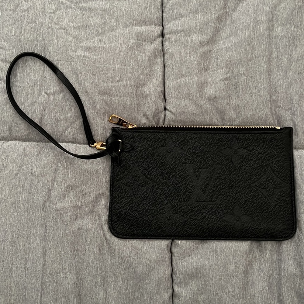 Louis Vuitton Neverfull MM Empreinte pouch